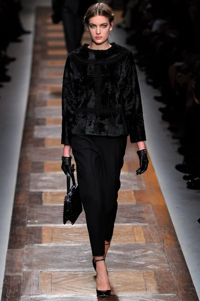 Look 34